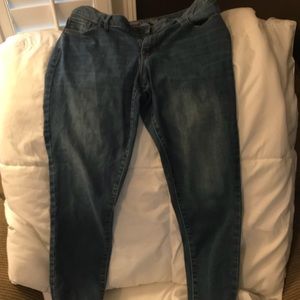 Cropped Rockstar super skinny jeans